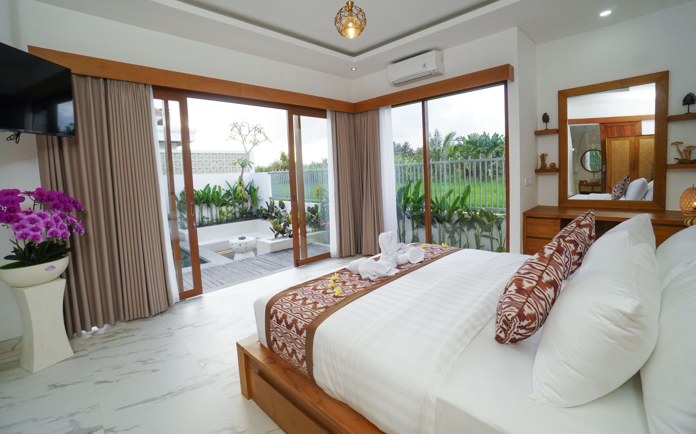 Villa Vasista Room